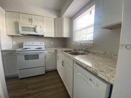 featured image of 1436 Harbour Dr