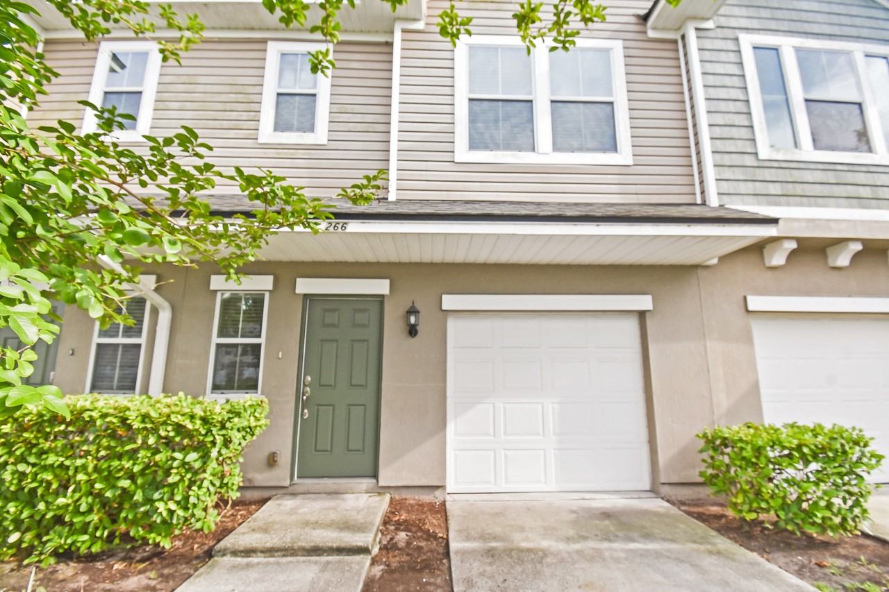 266 Moultrie Village Ln #266 - Photo 4 of 36