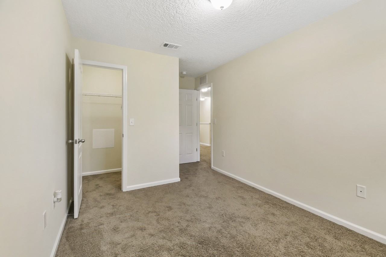 266 Moultrie Village Ln #266 - Photo 7 of 36