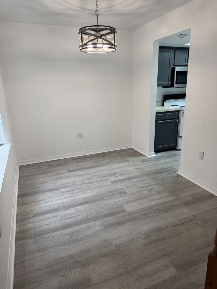 4642 Sw 45th Ln #4642 - Photo 2 of 17