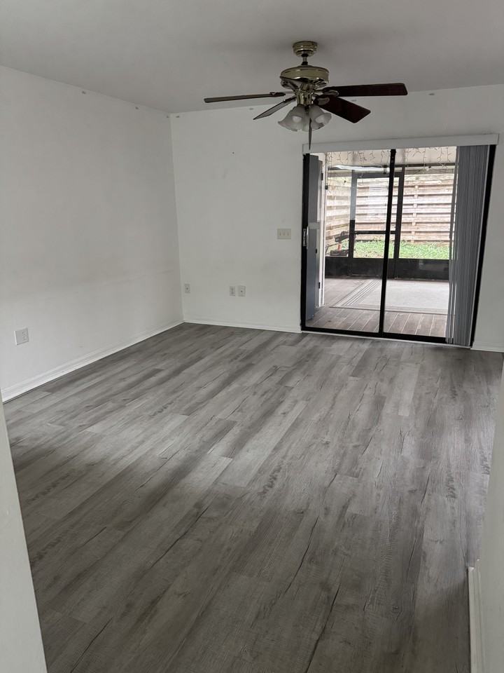 4642 Sw 45th Ln #4642 - Photo 5 of 17
