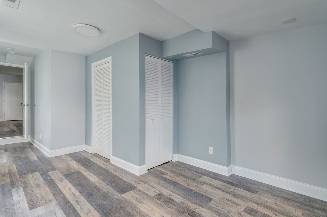 731 N Chester St #NA - Photo 7 of 8