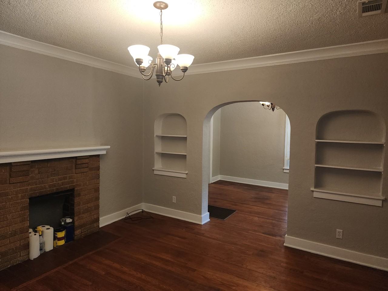 753 N Mclean Blvd #NA - Photo 3 of 11