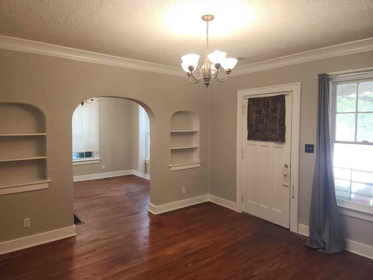 753 N Mclean Blvd #NA - Photo 4 of 11
