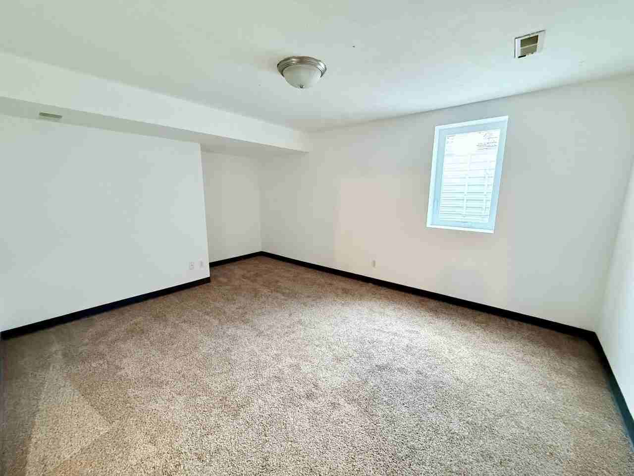721 Ne 6th St #721 - Photo 6 of 9