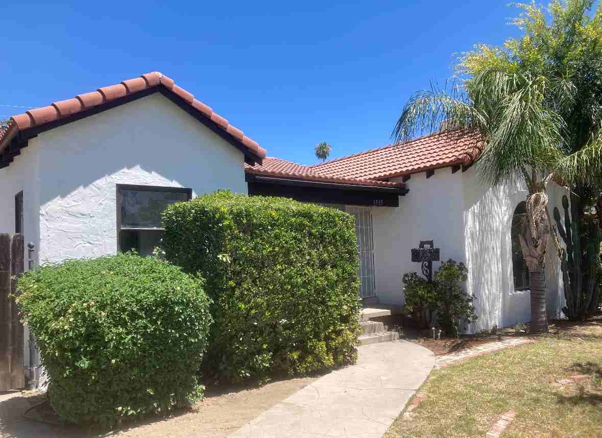 3389 N Mountain View Ave #NA - Photo 2 of 32