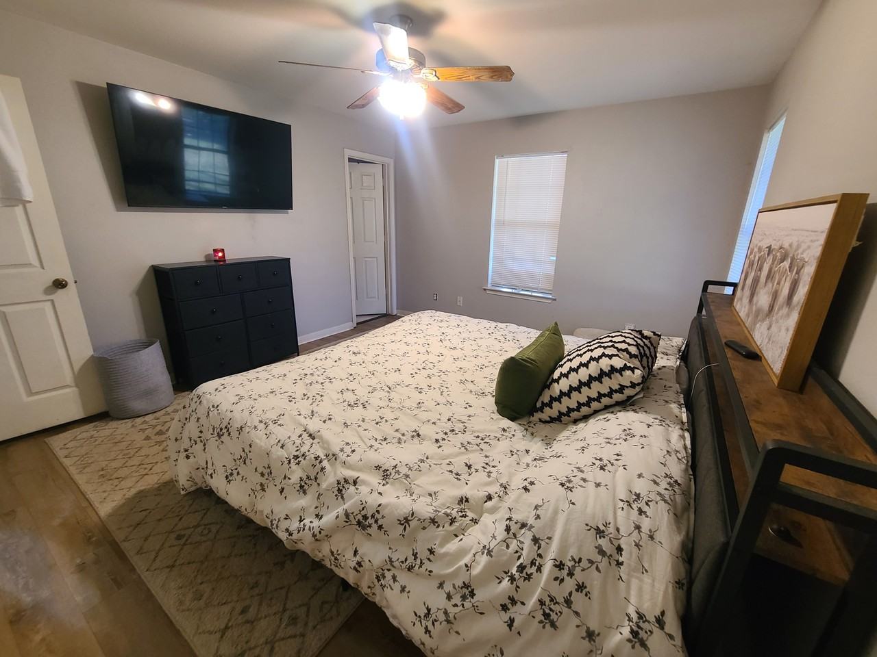 1607 N 15th A St #NA - Photo 6 of 38
