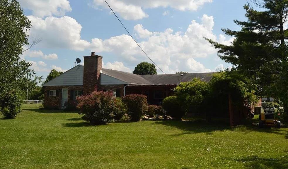 1986 Herky Pl #NA - Photo 2 of 13