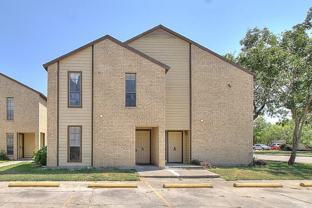 2314 Capitan Dr Apt B #B - Photo 1 of 1