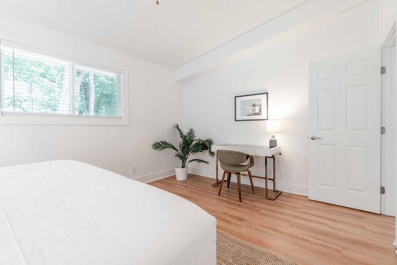 The Motif by Morningside - Photo 4 of 32