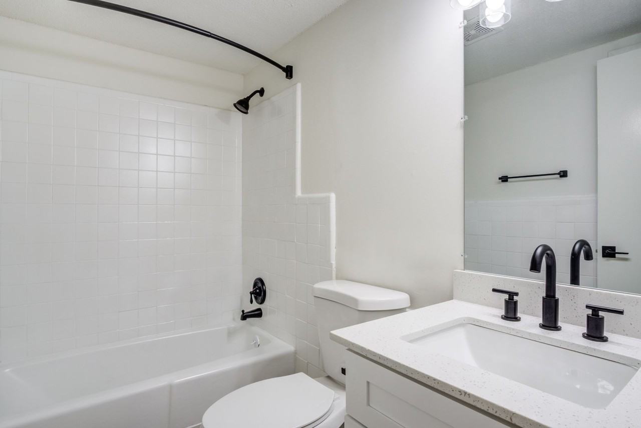 Palmetto Square - Photo 6 of 22