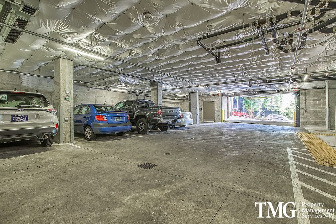 Corbett Heights Apartments - Photo 7 of 50