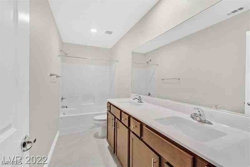 372 Rosefinch St - Photo 3 of 11