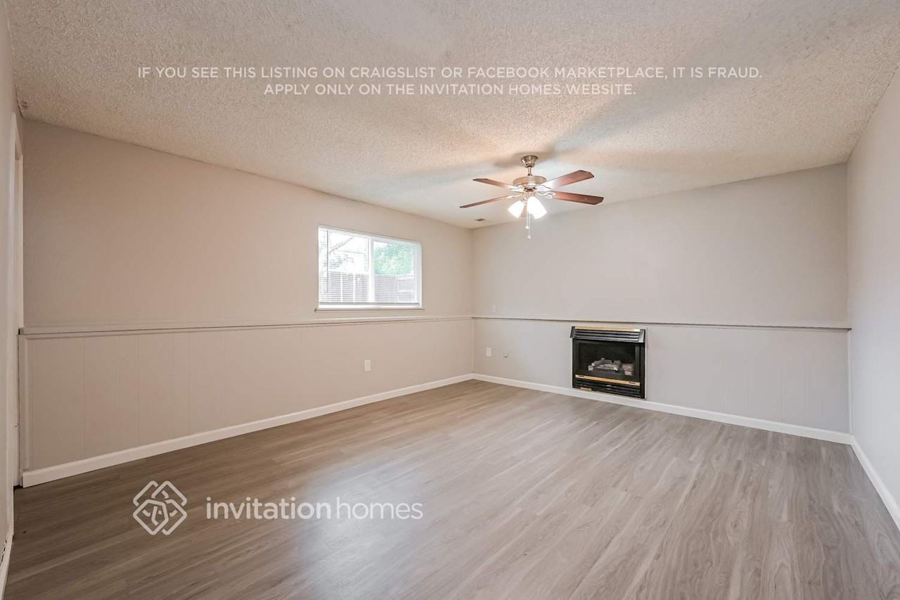 19471 E Navarro Dr - Photo 7 of 20