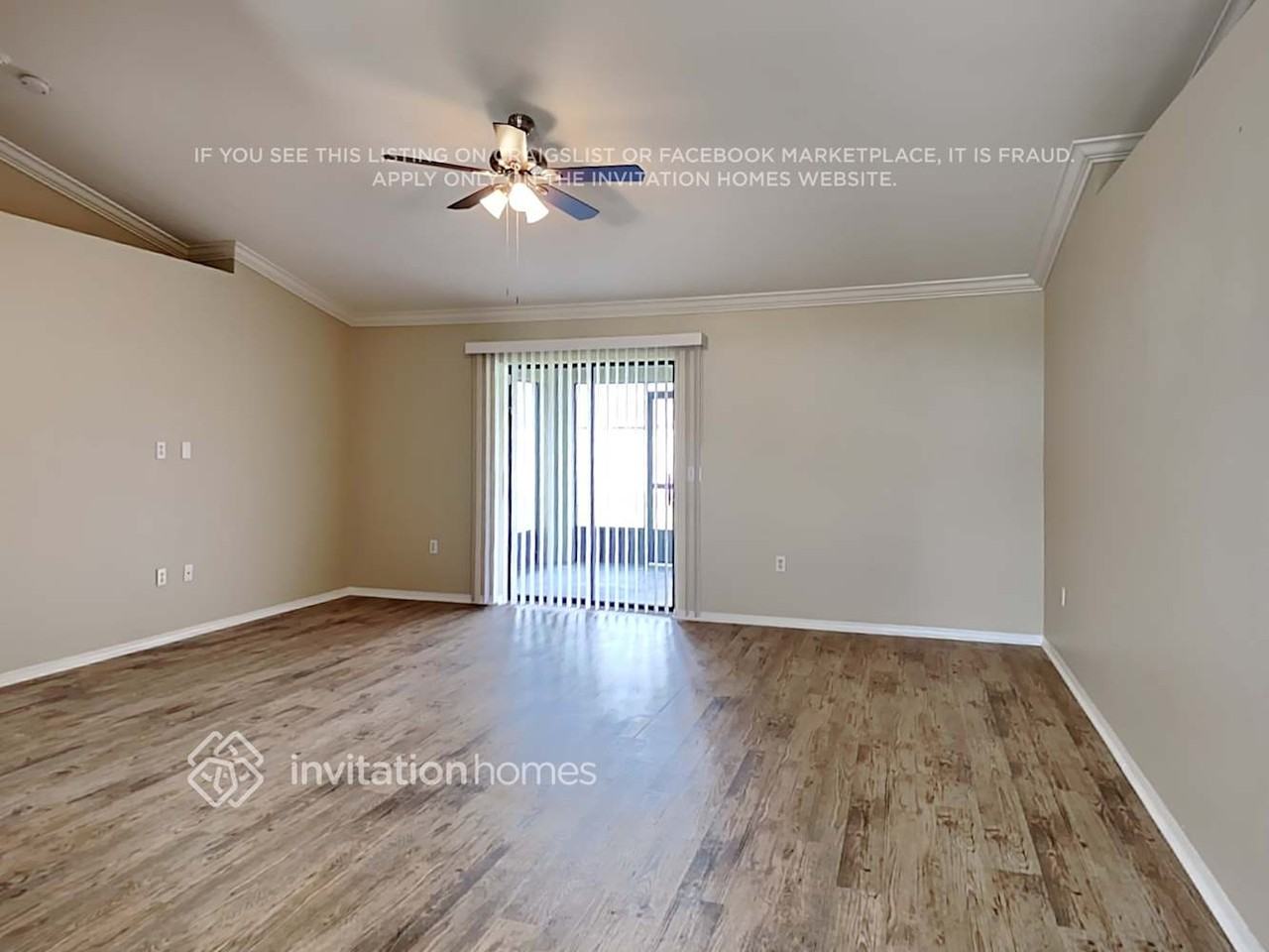1721 James Pointe Dr - Photo 4 of 18
