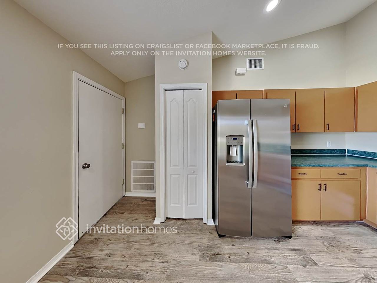 1721 James Pointe Dr - Photo 6 of 18