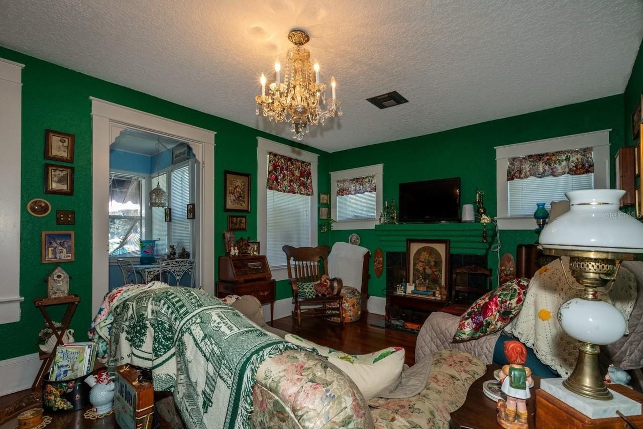 401 E 9th Ave - Photo 6 of 20