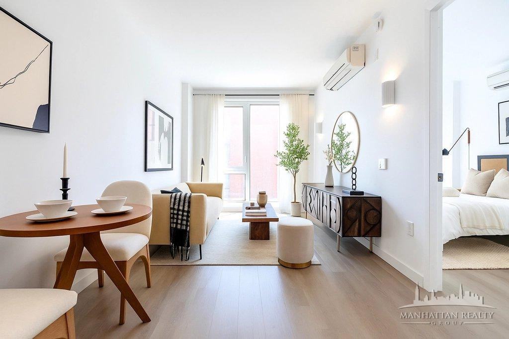 Dean St #921 - Photo 2 of 10