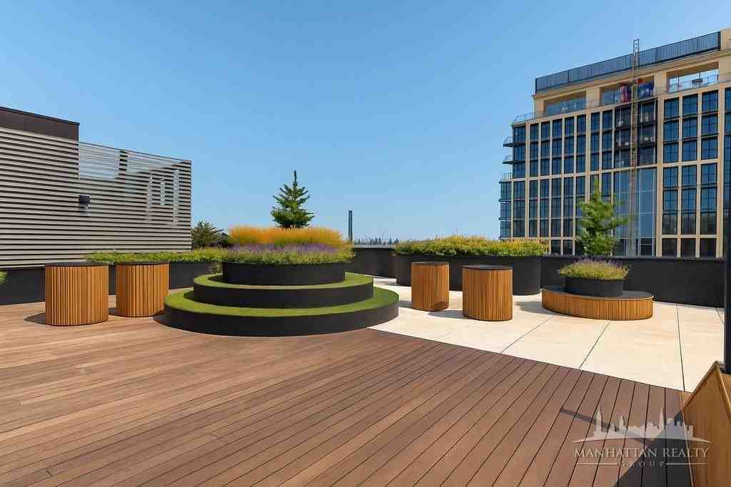 Pacific St #605 - Photo 3 of 9