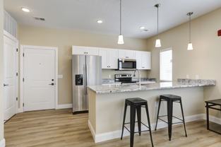 305 W Clark St - Photo 1 of 1