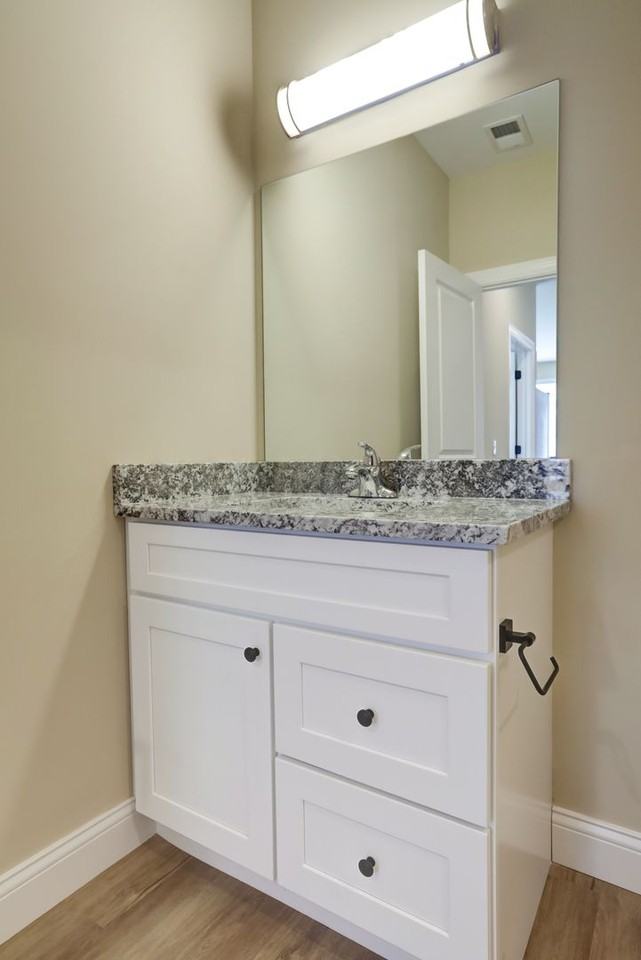 305 W Clark St - Photo 6 of 50