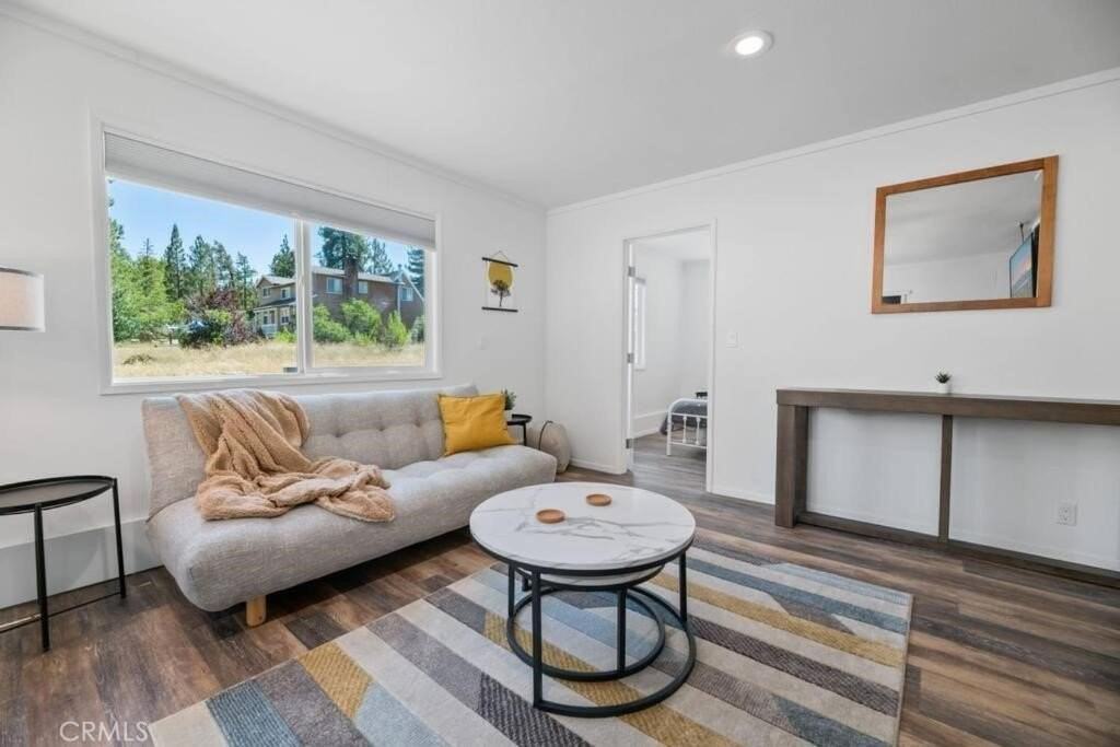 560 Edgemoor Rd #1 - Photo 4 of 10