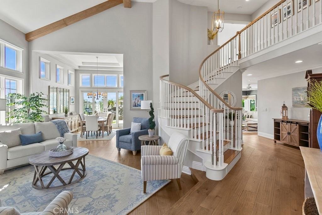 1 White Sail - Photo 4 of 50