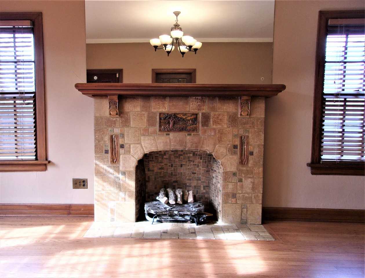 2227 Nw 20th St - Photo 3 of 43