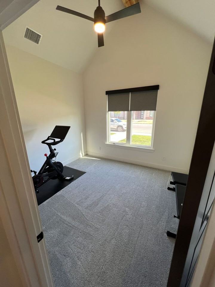 7618 54th St - Photo 2 of 17