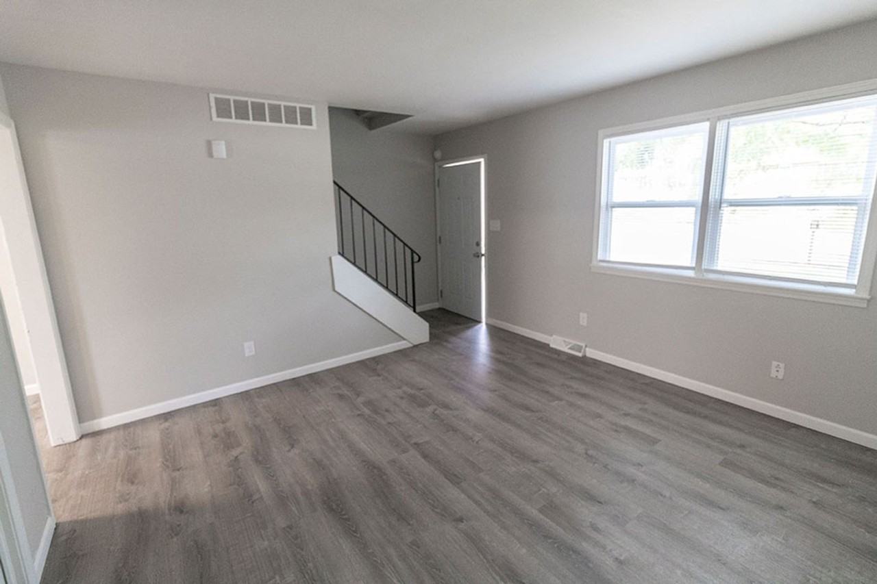 6108 E Saint Charles Rd - Photo 5 of 28