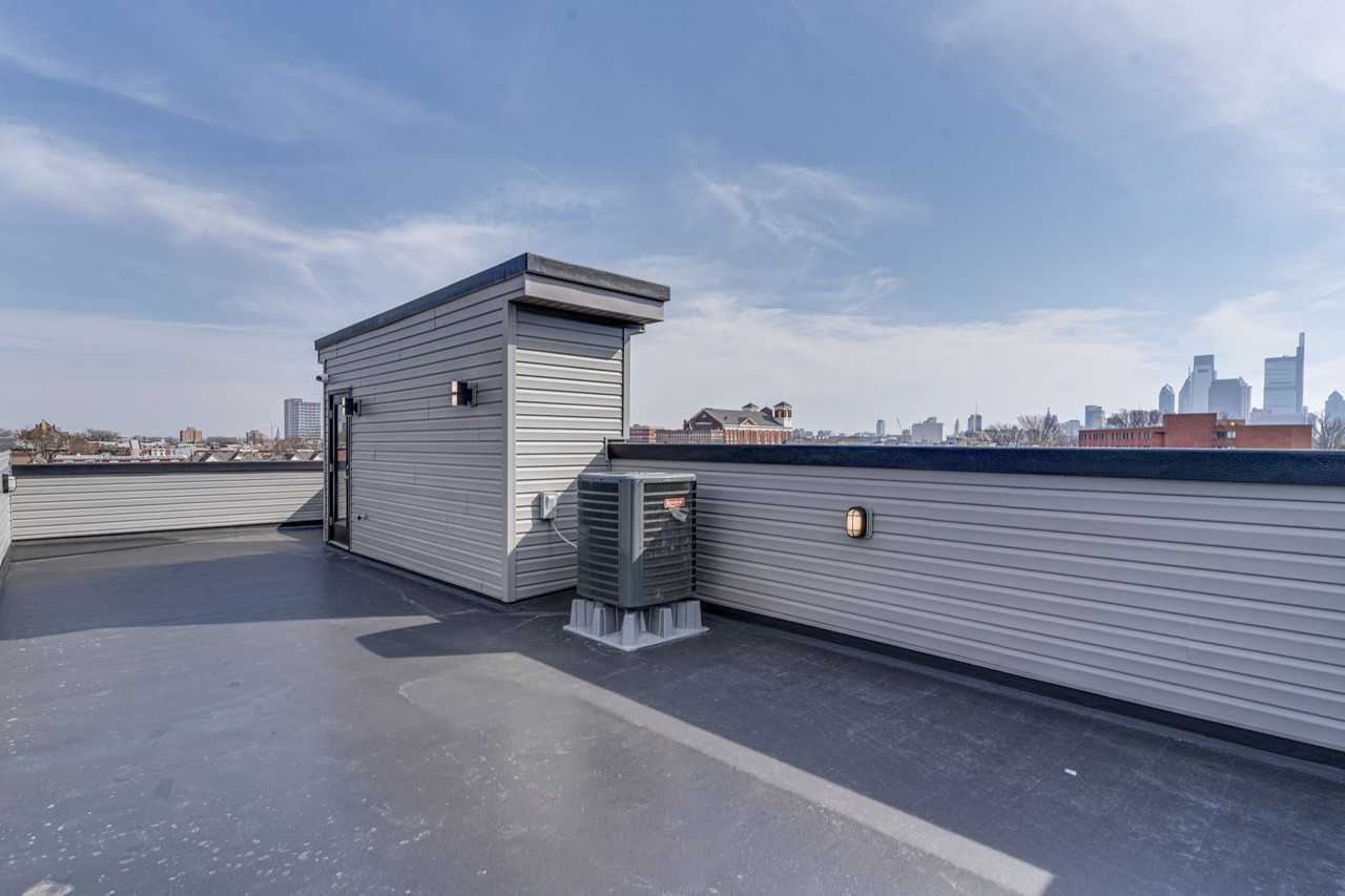Brand New Luxury Townhouses - Photo 7 of 45