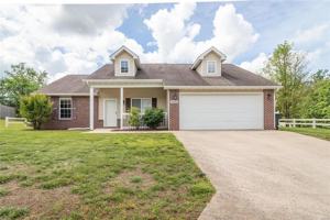 featured image of 24183 Tanglewood Rd