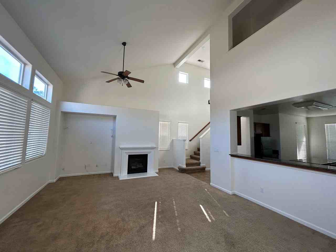 1422 N Selva Ct - Photo 6 of 14