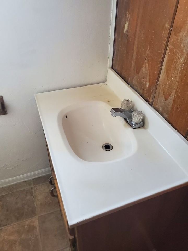 507 1/2 Sw 12th St - Photo 4 of 10