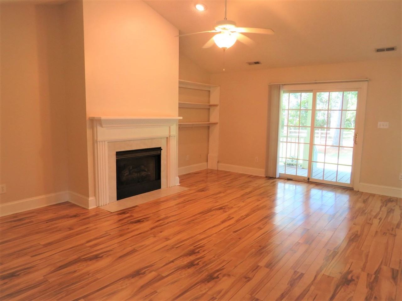 130 Magens Way - Photo 2 of 11