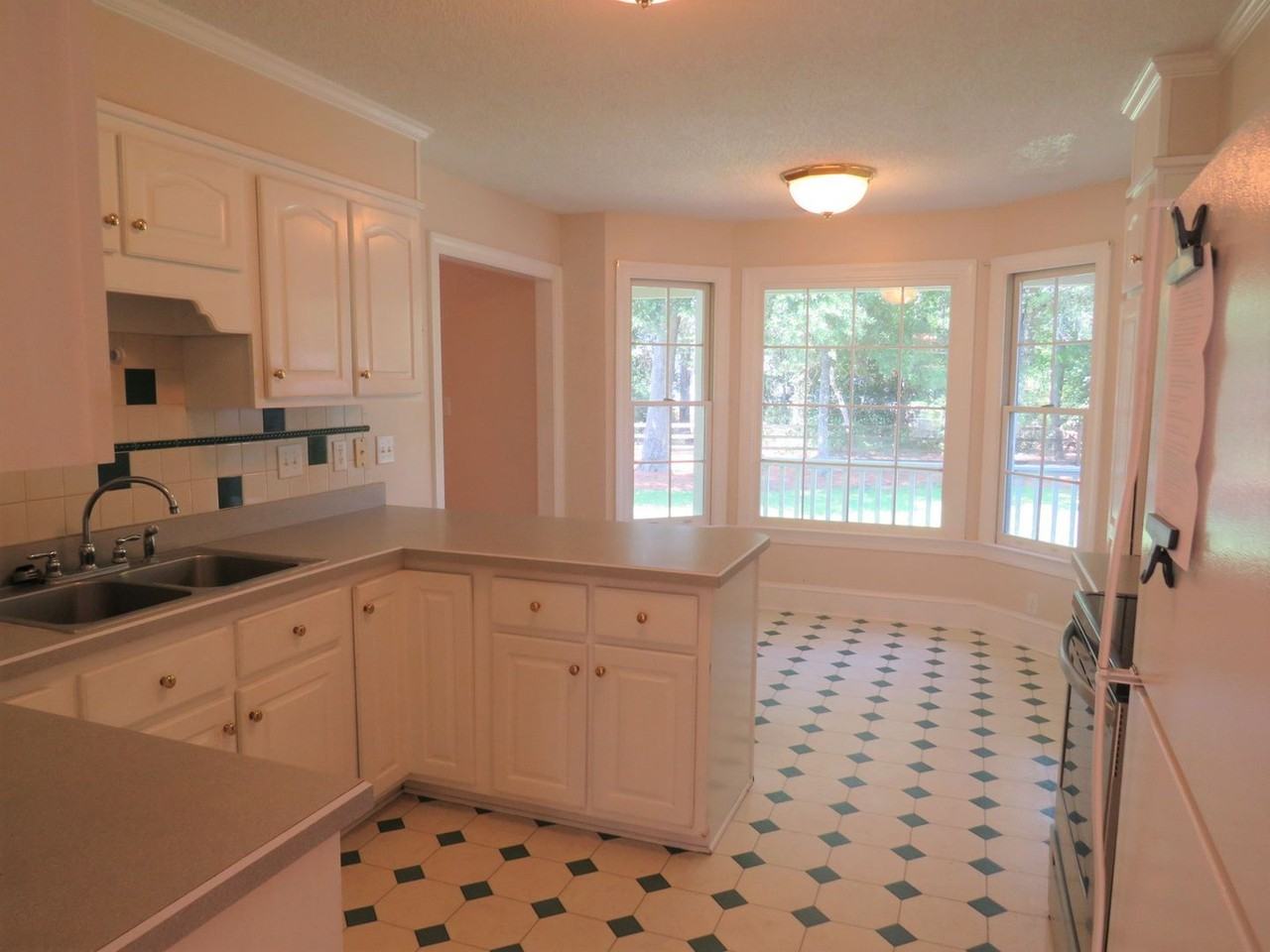 130 Magens Way - Photo 3 of 11