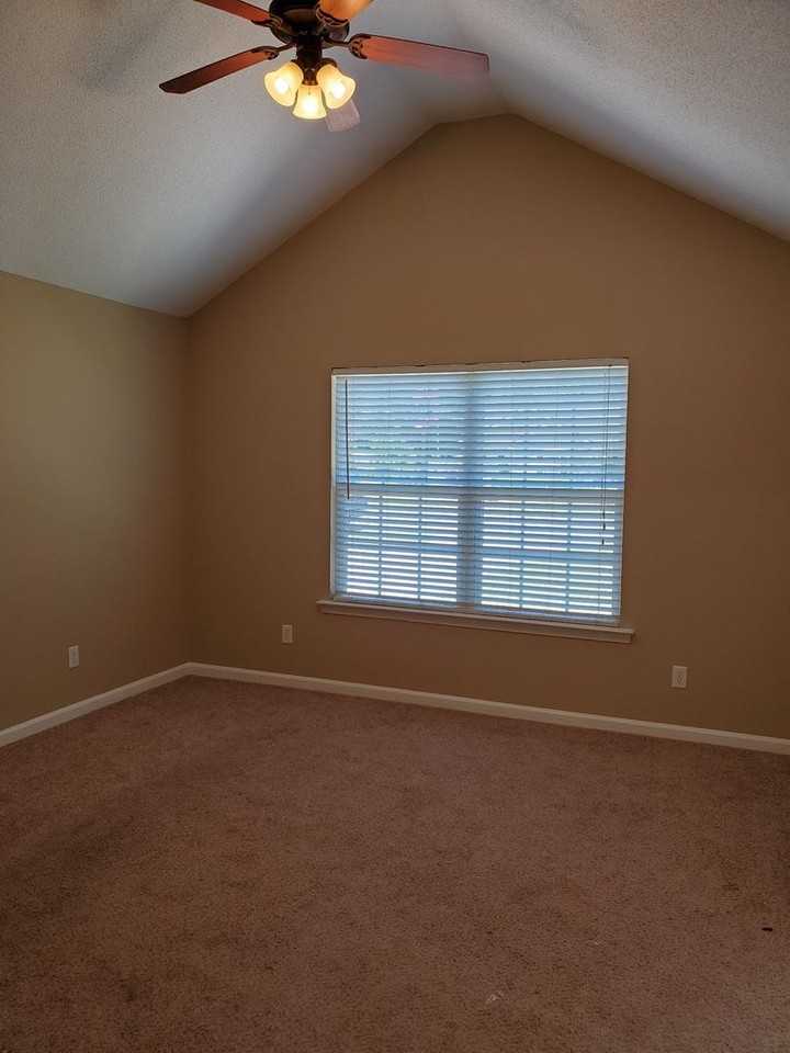 309 Barrister Cir - Photo 3 of 17