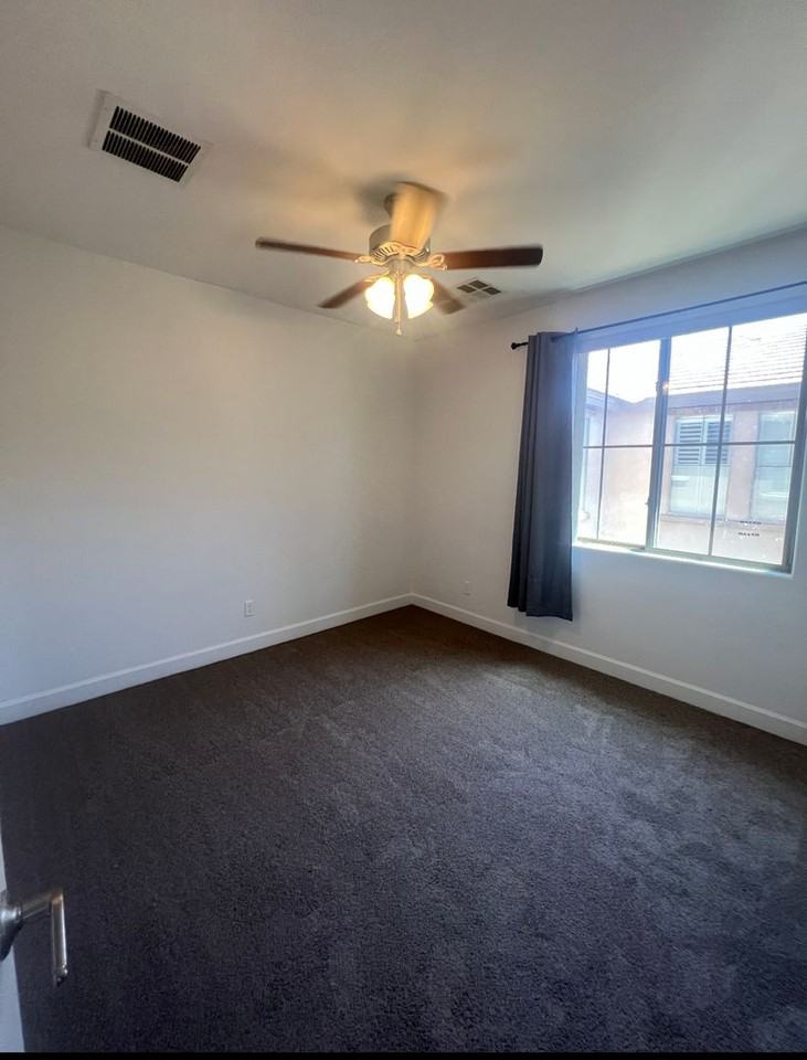 3302 E Jasper Dr - Photo 7 of 19
