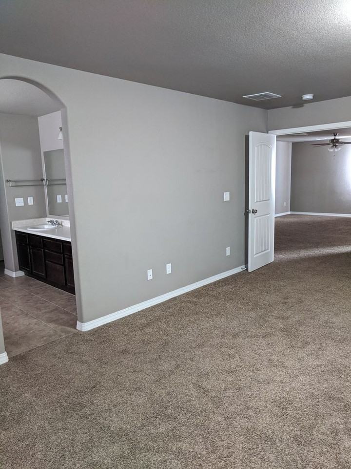 7536 Shallow Brooke Pl - Photo 7 of 22