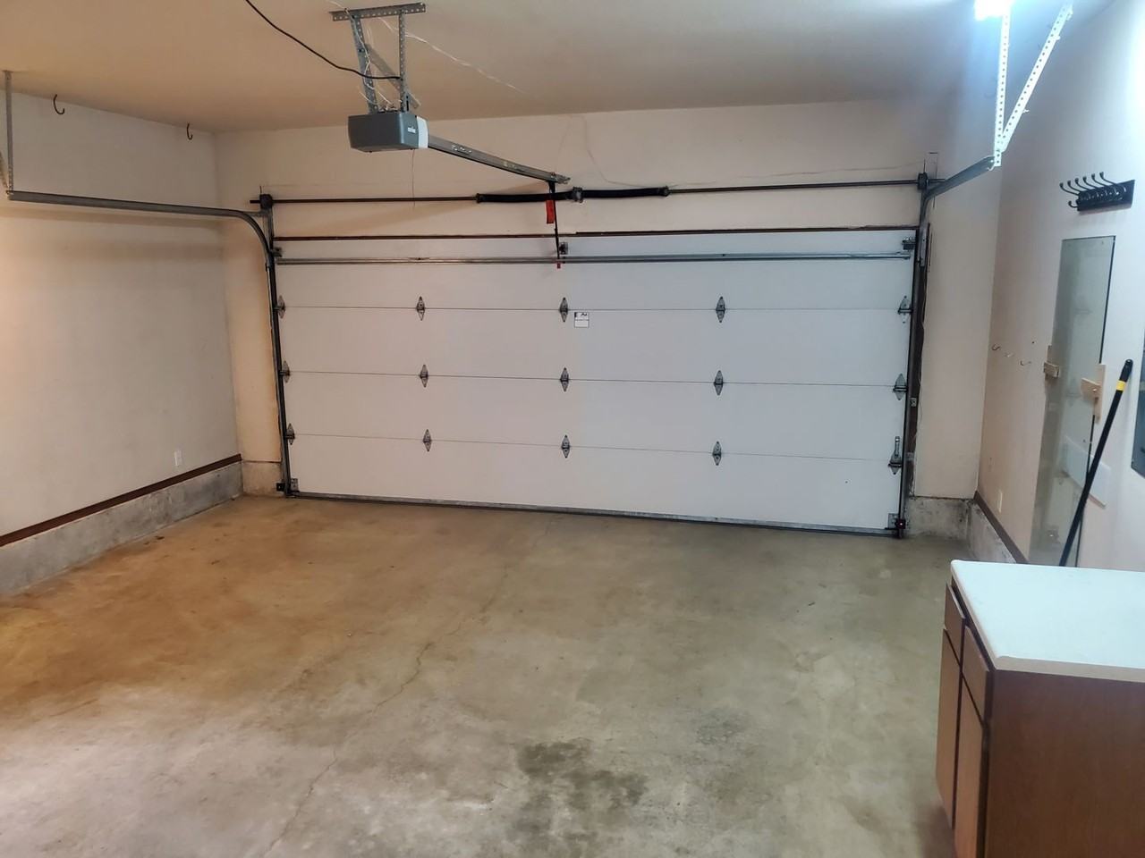 247 Se Weston Rd - Photo 6 of 50