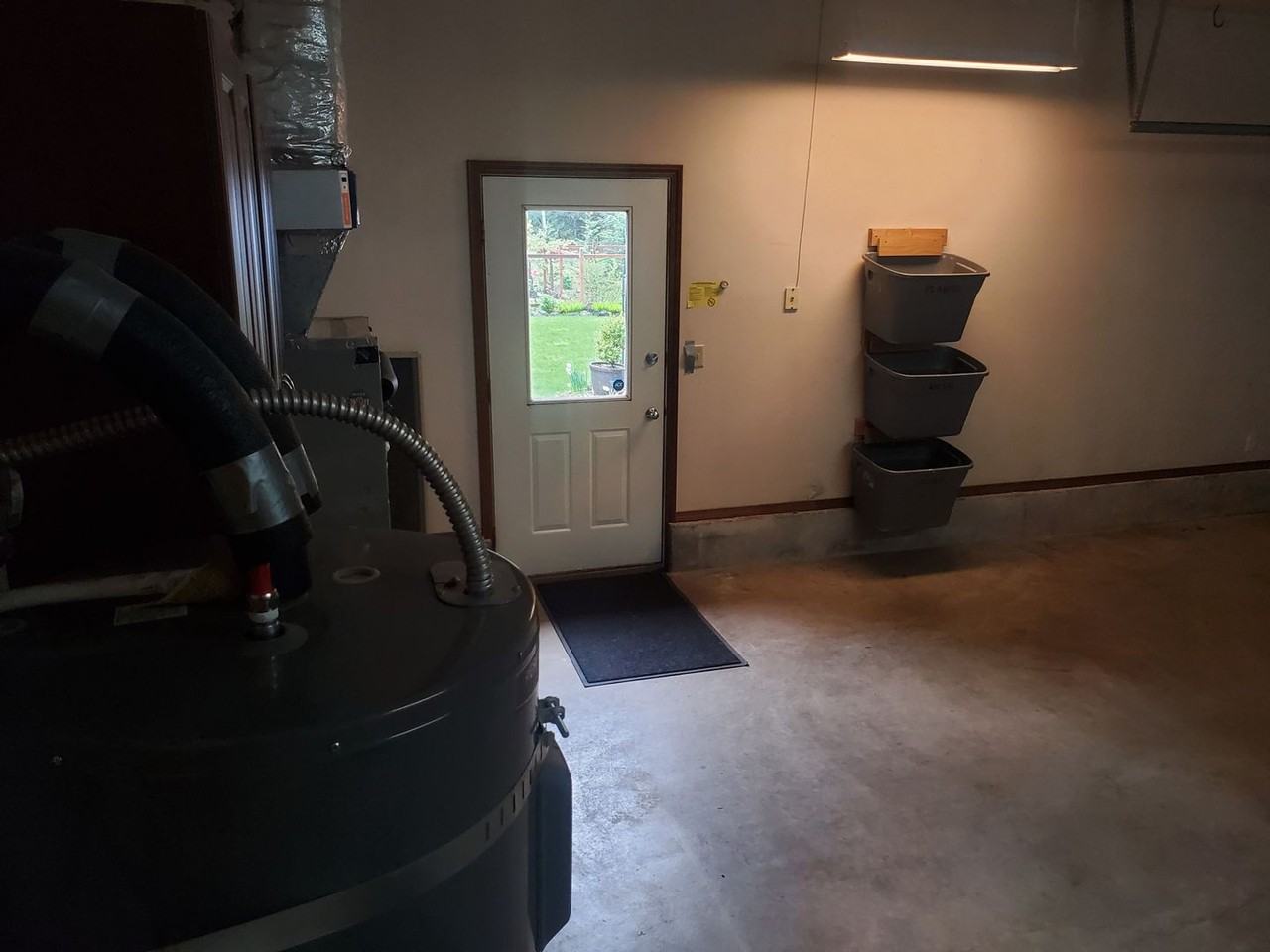 247 Se Weston Rd - Photo 7 of 50