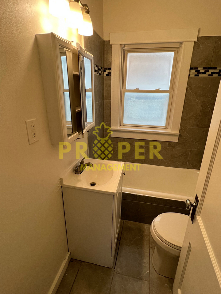 3705 Riverside Dr - Photo 7 of 13