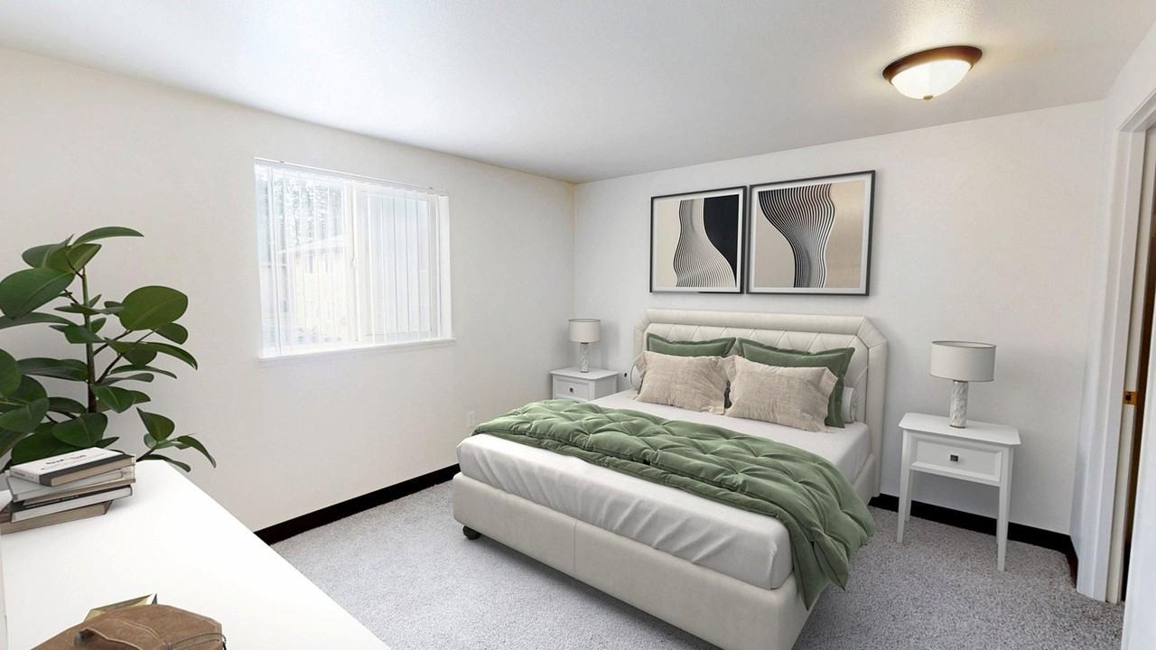 Immaculate 2 bedroom with air conditioning and washer/dryer included!! - Photo 2 of 15