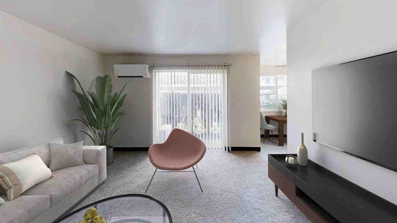 Immaculate 2 bedroom with air conditioning and washer/dryer included!! - Photo 7 of 15