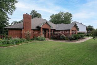 2300 Brigadoon Dr - Photo 1 of 1