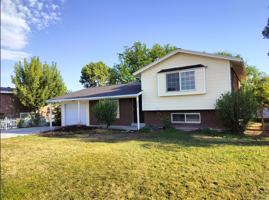 featured image of 4938 W Havasu Way
