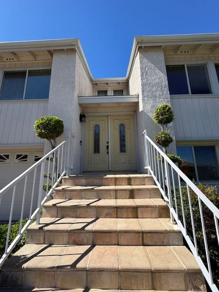 1634 Laraine Cir - Photo 3 of 50