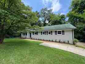 204 Glen Ridge Rd Ne - Photo 1 of 1