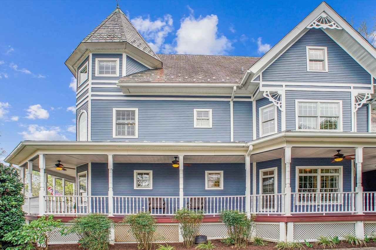 1009 Madison Lane - Photo 3 of 50