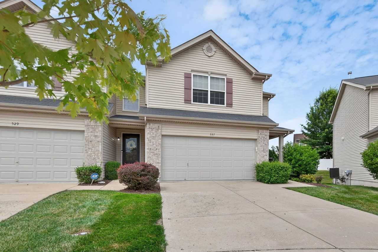 527 527 Country Circle Drive - 527 Country Circle Drive - Photo 3 of 31